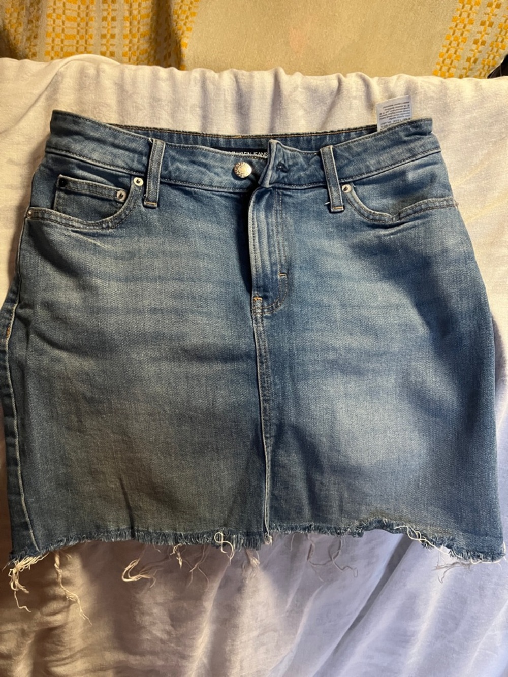Calvin Klein Light Blue Denim Frayed Hem Mini Skirt Size29
